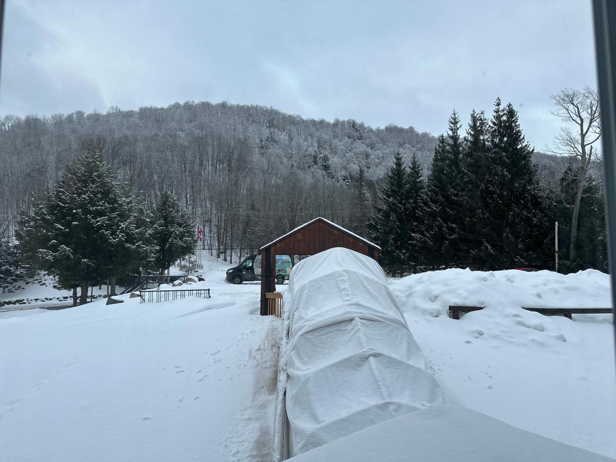 Auberge Morritt Mont-Tremblant Ruang foto
